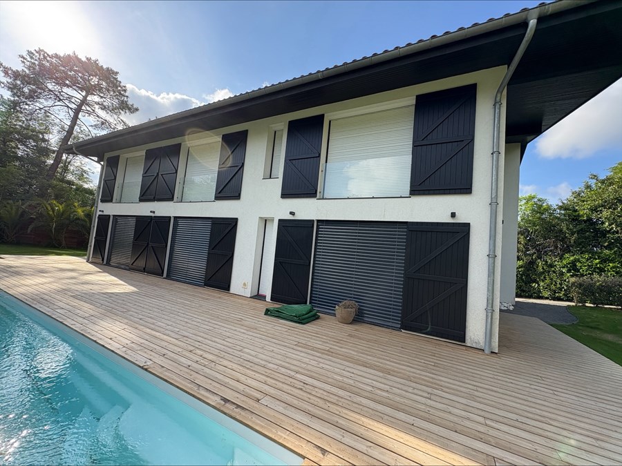 VILLA ARCANGUES